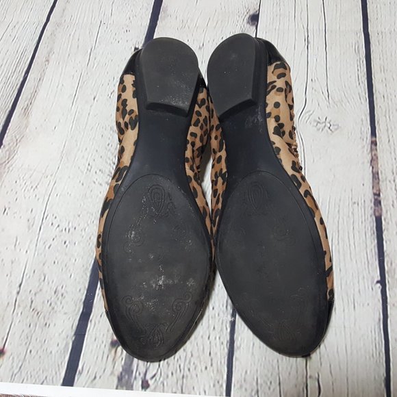 TAHARI Leopard Print Gibson Flats Shoes 9.5 Patent - Picture 5 of 6